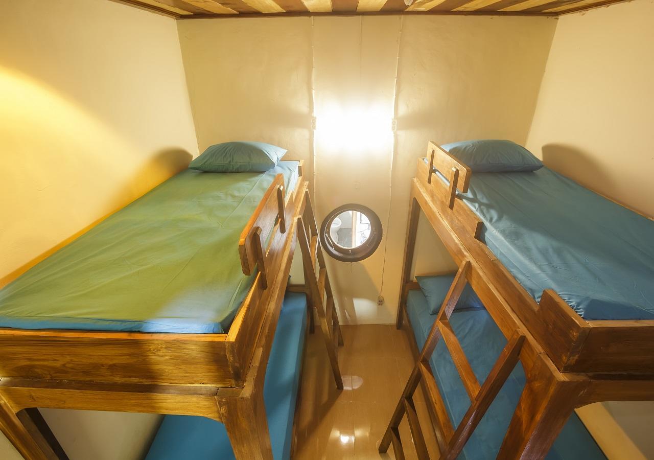 Albergue Dorme Tree Labuan Bajo Exterior foto